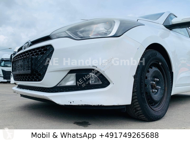 Samochód dostawczy Hyundai i20 blue Trend 1,4 L...