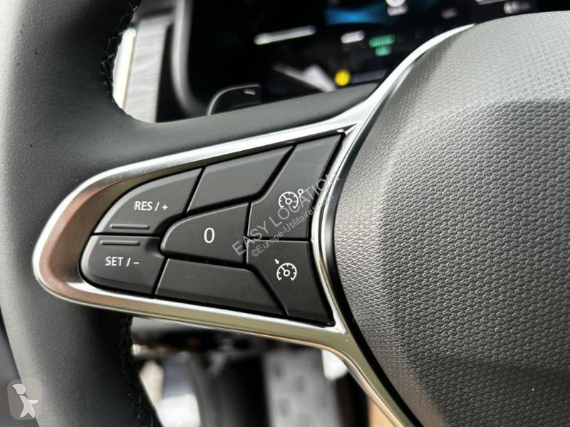 عربة نفعية Renault