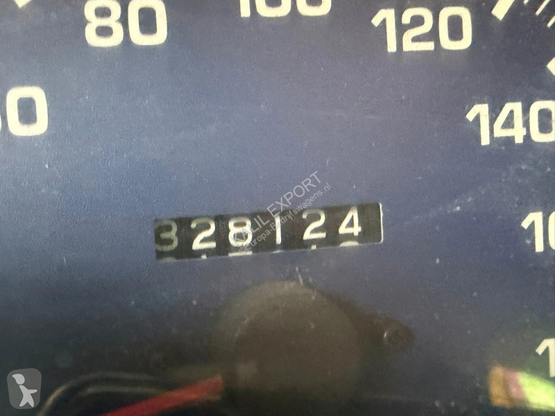 عربة نفعية Toyota 2.4TD 4x4 Steel Suspension...