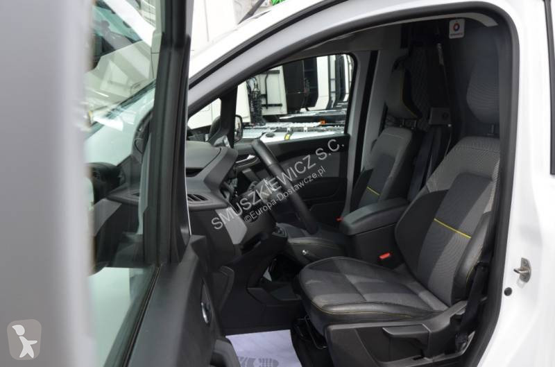 Samochód dostawczy Renault