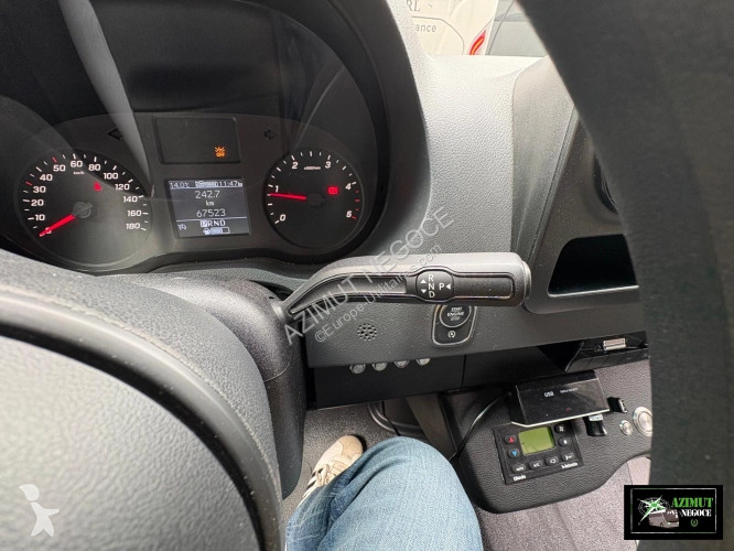 Véhicule utilitaire Mercedes idilis
