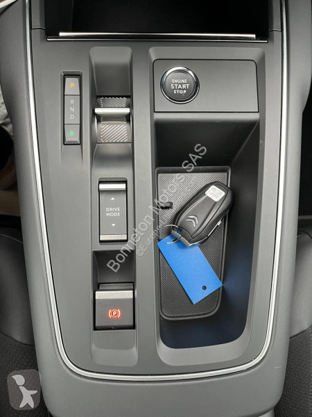 عربة نفعية Citroën C5 Hybride rechargeable 180...