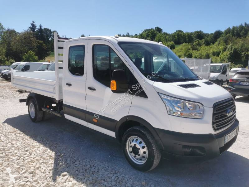 Samochód dostawczy Ford