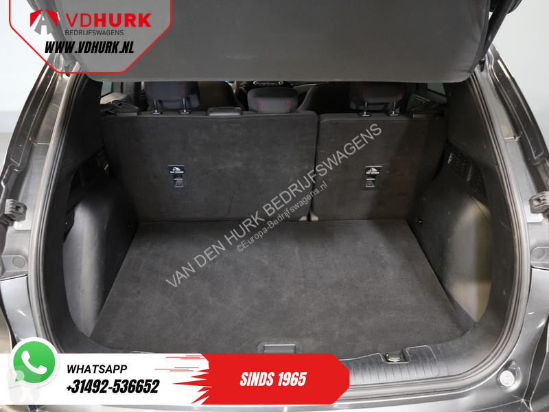 عربة نفعية Ford 2.5 PHEV 225 pk ST-Line LED/...