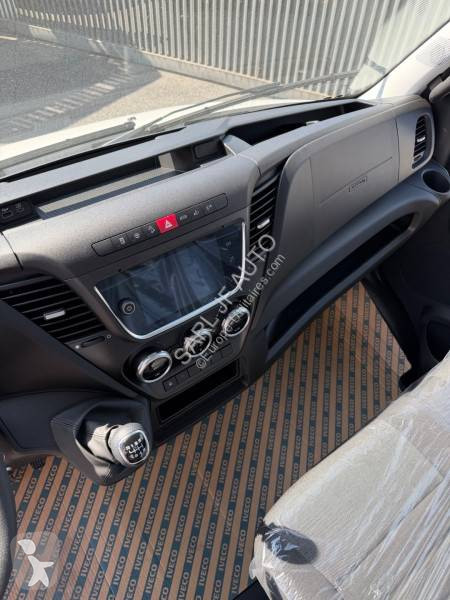 Samochód dostawczy Iveco