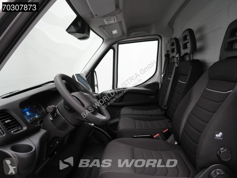 Véhicule utilitaire Iveco 35C21 Coming Soon!...