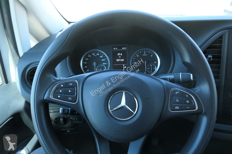Véhicule utilitaire Mercedes Vito 116 CDI Mixto...