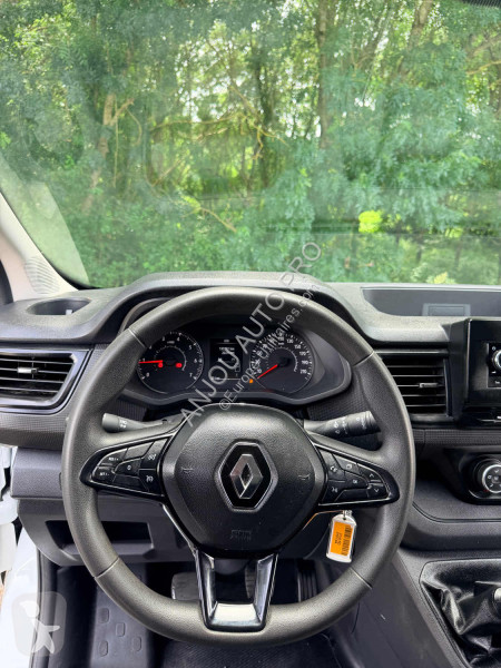Furgoneta Renault L1H1 2T8 2.0 dCi 110ch Confort