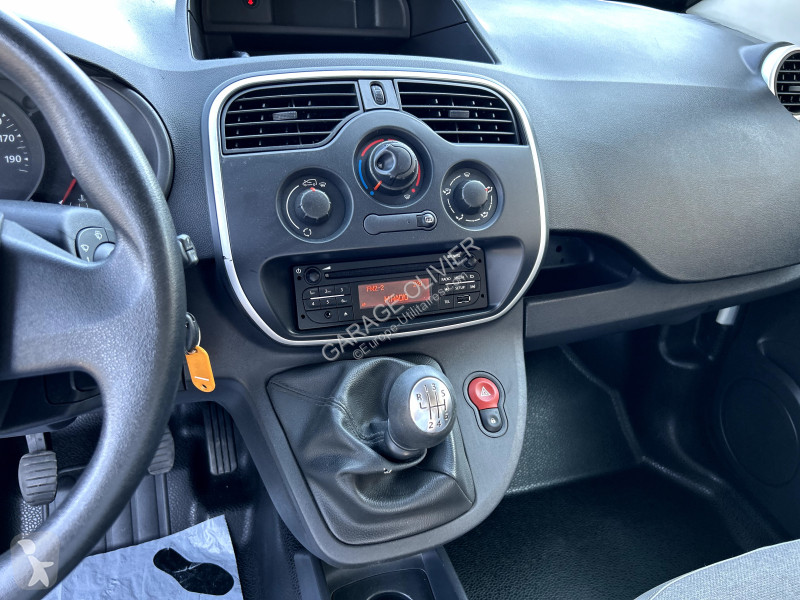 Véhicule utilitaire Renault Maxi Grand Volume...