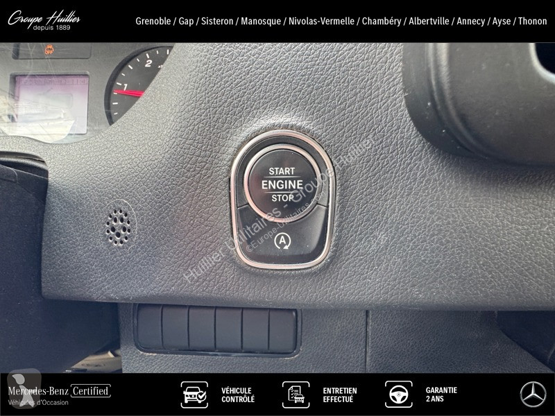 Véhicule utilitaire Mercedes 515 CDI 37 Benne...