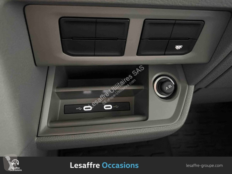 عربة نفعية Volkswagen CRAFTER VAN 30 L3H3 2.0...