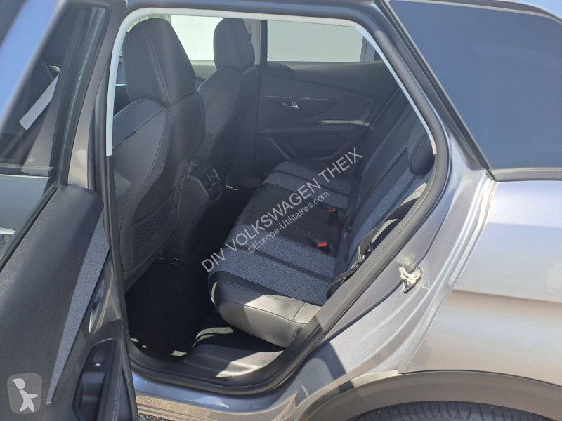 Peugeot 3008 BlueHDi 130ch S&S EAT8 Transporter