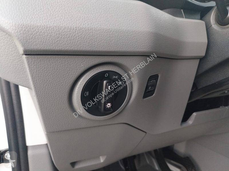 Volkswagen CRAFTER VAN 35 L3H3 2.0 TDI 140 CH van