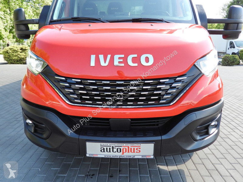 Veicolo commerciale Iveco 50C18 DAILY