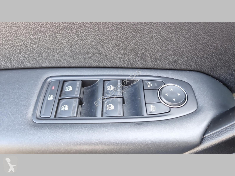 Véhicule utilitaire Renault CAPTUR