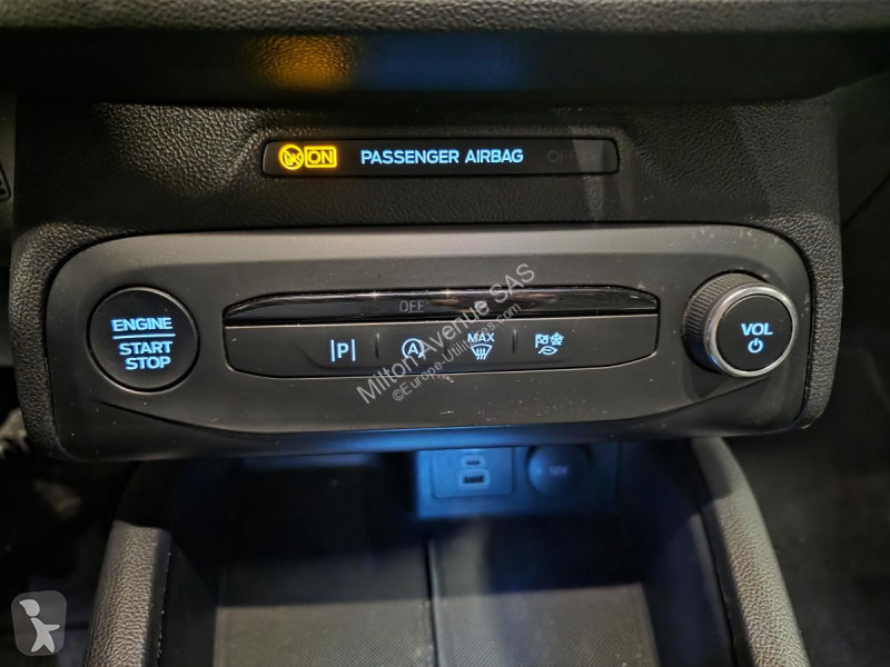 Véhicule utilitaire Ford FOCUS 1.0 EcoBoost...