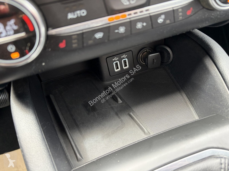 Samochód dostawczy Ford (3) 1.5 EcoBoost 150 ch...