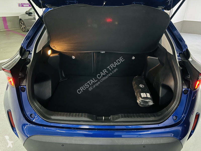 Veicolo commerciale Toyota YARIS CROSS 116H...