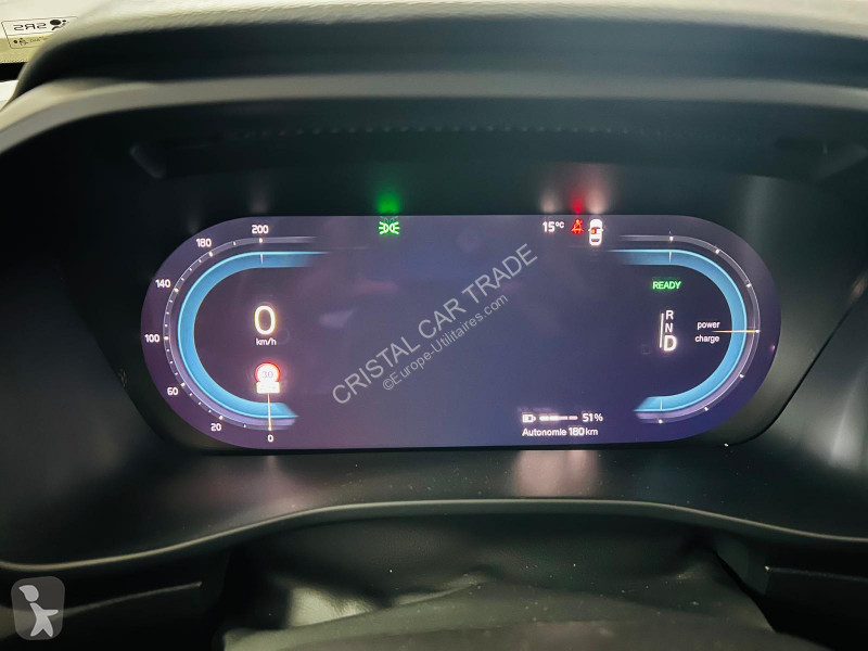Samochód dostawczy Volvo C40 RECHARGE TWIN...