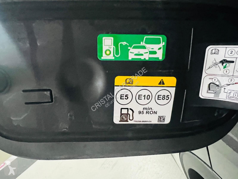 عربة نفعية Ford KUGA 2.5 DURATEC 190CH FHEV E85...