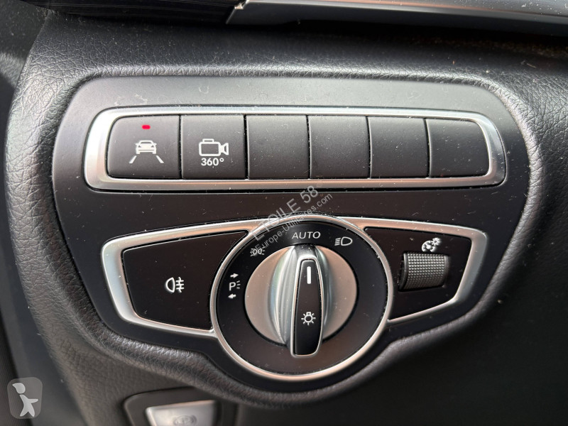 Véhicule utilitaire Mercedes Classe V...