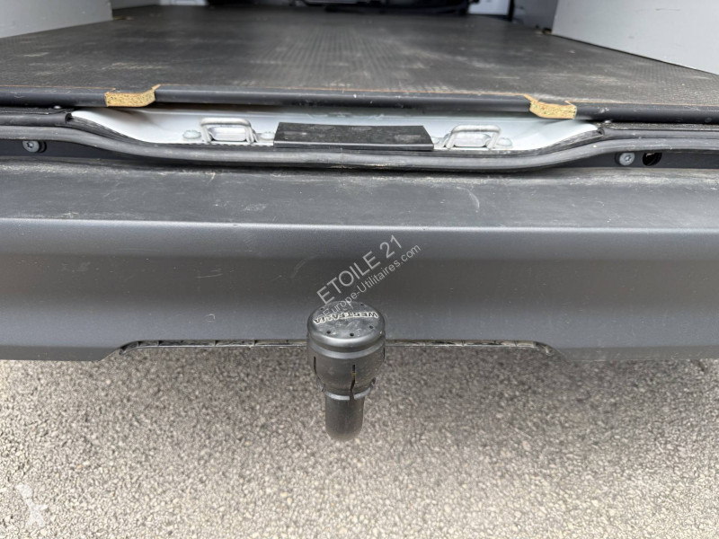 Samochód dostawczy Mercedes VITO FOURGON 114...