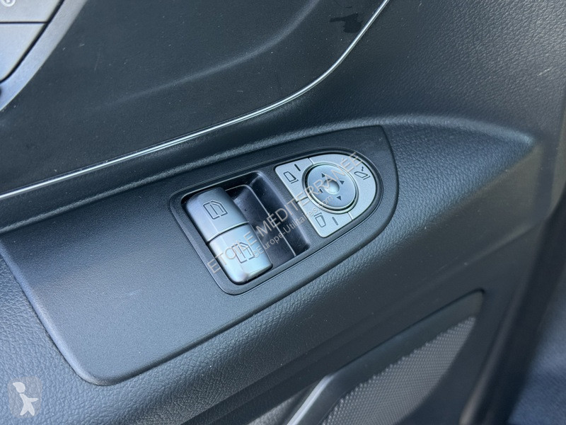 Véhicule utilitaire Mercedes Vito  Fourgon...