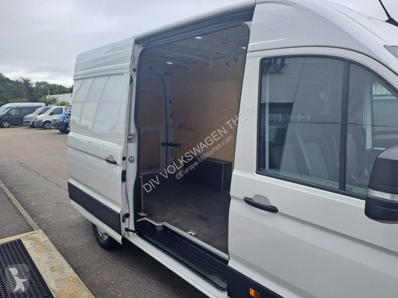 Volkswagen CRAFTER VAN 30 L3H3 2.0 TDI 140 CH...