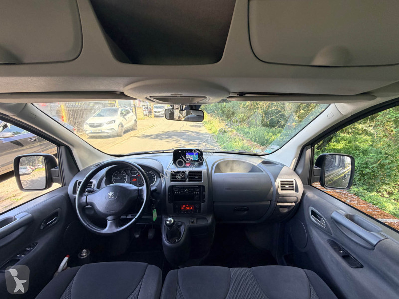 عربة نفعية Peugeot TEPEE 2.0 HDI 163CH ALLURE...