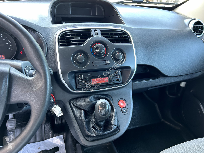 Véhicule utilitaire Renault Maxi Grand Volume...