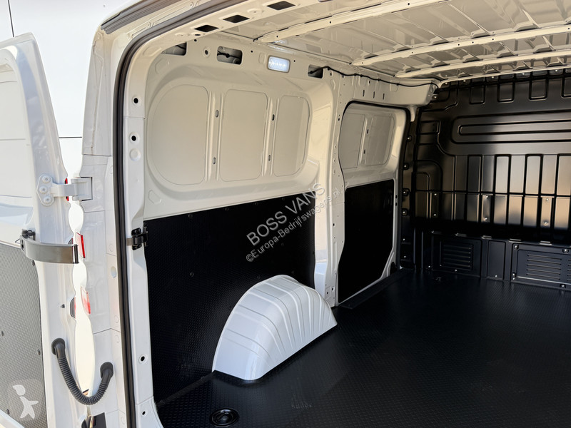 Furgoneta Maxus 64 kWh 163PK Elektrisch! L1H1...