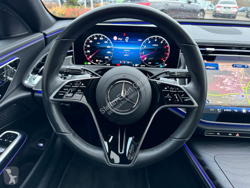 Samochód dostawczy Mercedes E 450 4M...