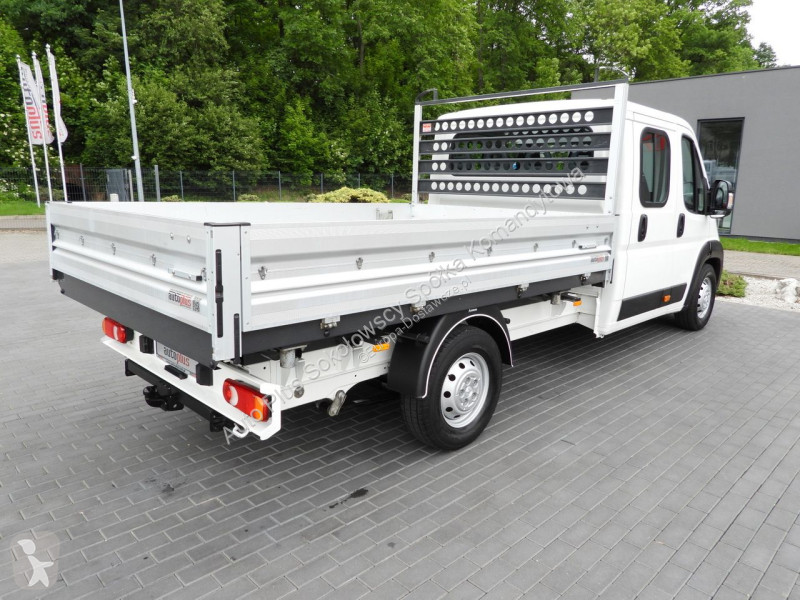 Samochód dostawczy Peugeot  BOXER