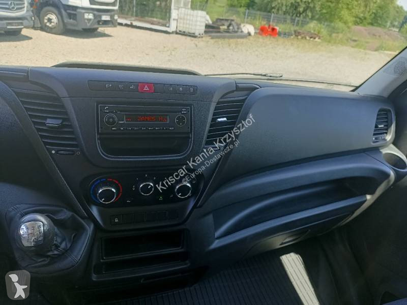 Лекотоварен автомобил Iveco