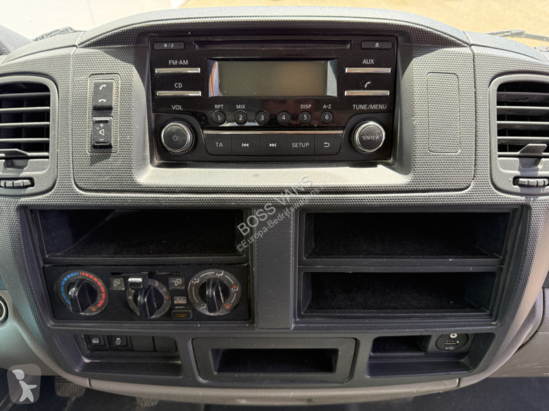 Samochód dostawczy Nissan 130PK 3.0 Kipper 3L...