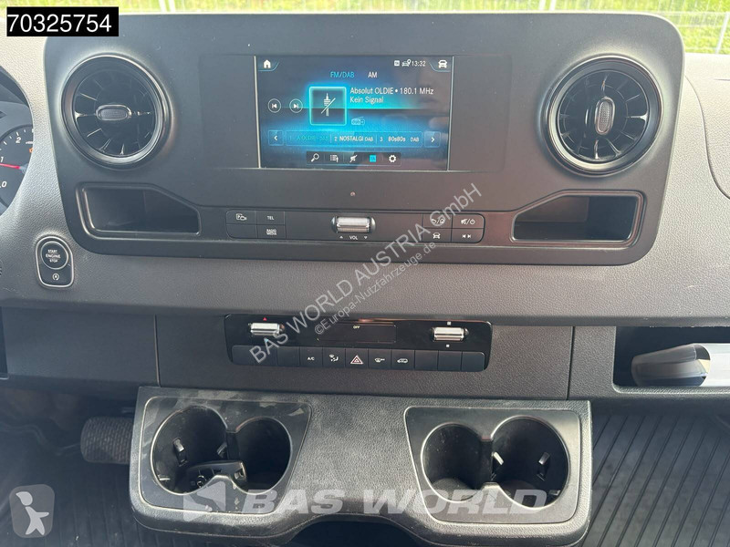 عربة نفعية Mercedes 215 CDI Automatik 150PS...