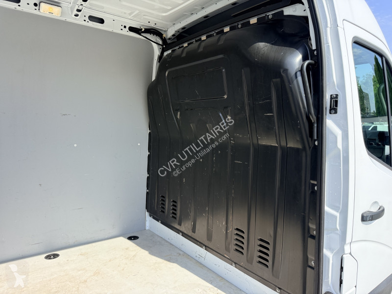 عربة نفعية Renault MASTER III FG F3500 L2H2 2.3...