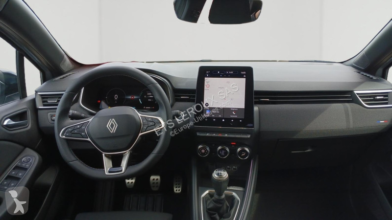 Véhicule utilitaire Renault CLIO V