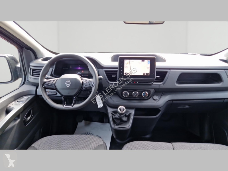 Véhicule utilitaire Renault TRAFIC