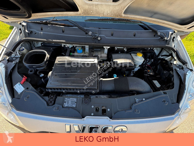 عربة نفعية Iveco 35C13 Mit Carrier Xr 350