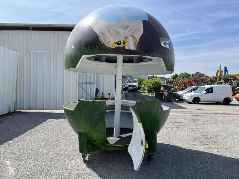 مقطورة   BOULE D'EXPOSITION