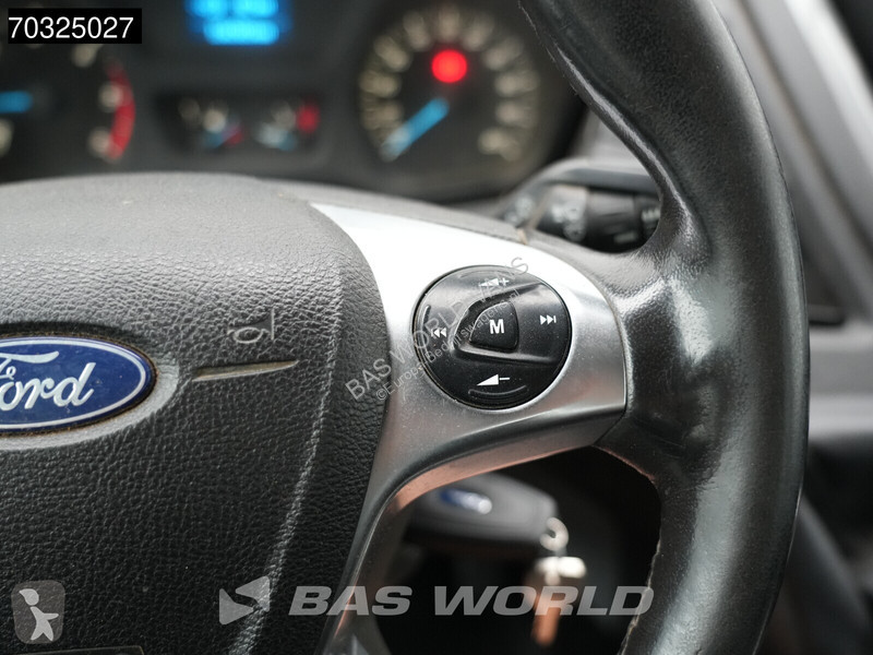 Samochód dostawczy Ford 130pk Dubbel Cabine...