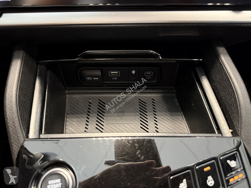 Véhicule utilitaire KIA SPORTAGE / A PARTIR DE...