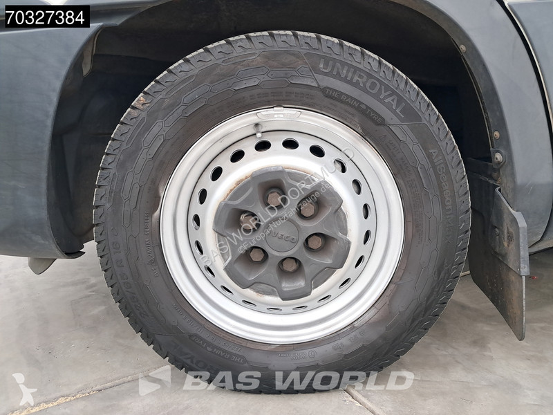 Véhicule utilitaire Iveco 35S14 Automatik L2H2...