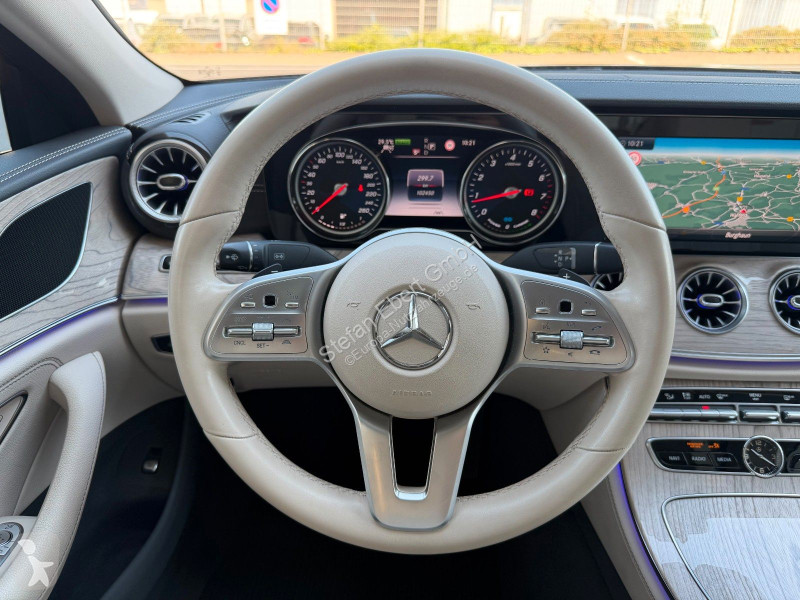 Samochód dostawczy Mercedes 450...