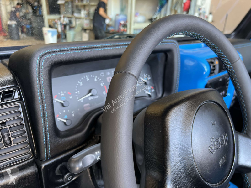 Samochód dostawczy Jeep