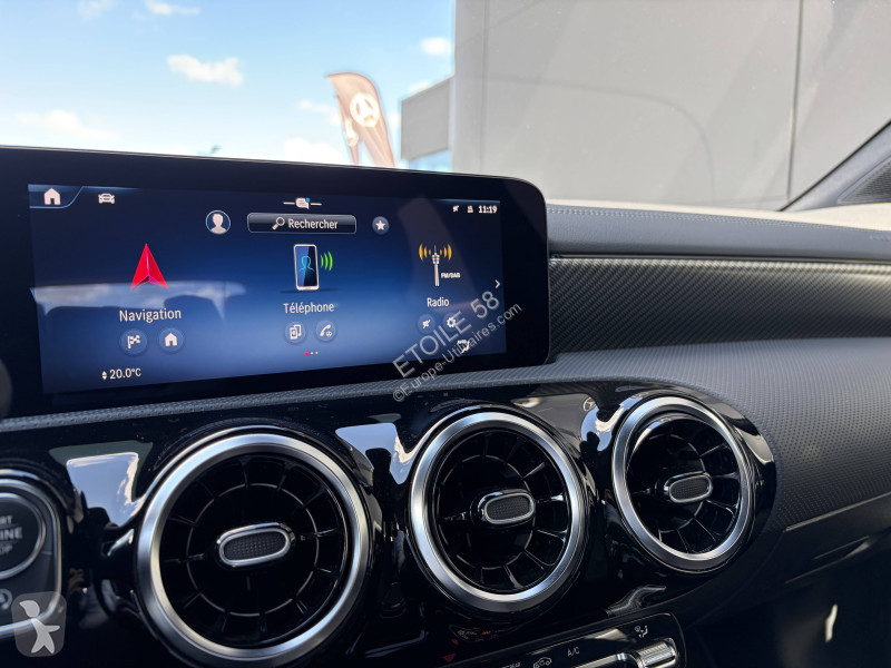 عربة نفعية Mercedes CLA Shooting Brake 180 d...
