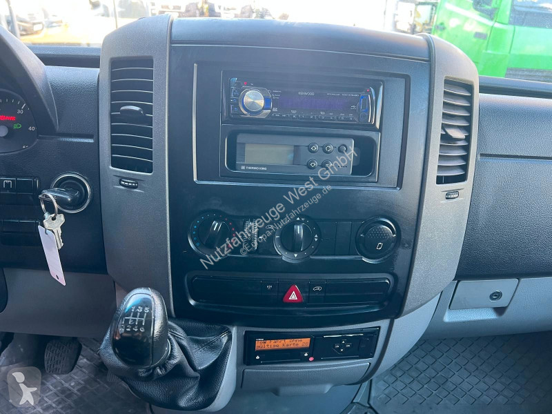 Furgoneta Mercedes...