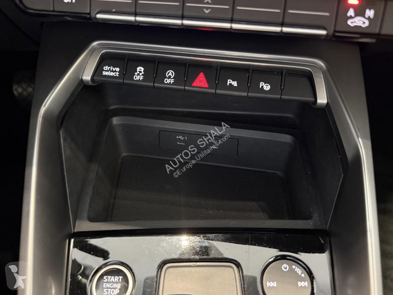 Véhicule utilitaire Audi A3 BERLINE / A PARTIR...