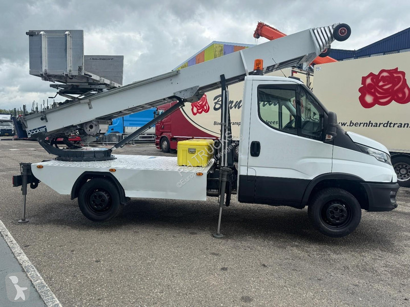 عربة نفعية Iveco 35-120 EURO 6 + Lift 30m...